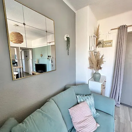 Avec Balcon A Proximite Immediate De La Principale